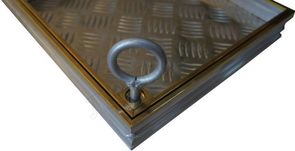 Напольный люк Премиум 44 с латунным кантом 2 створки Напольный люк Премиум 44 с латунным кантом 2 створки